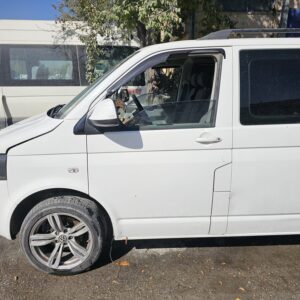 2011 transporter çıkma kapı sol ön